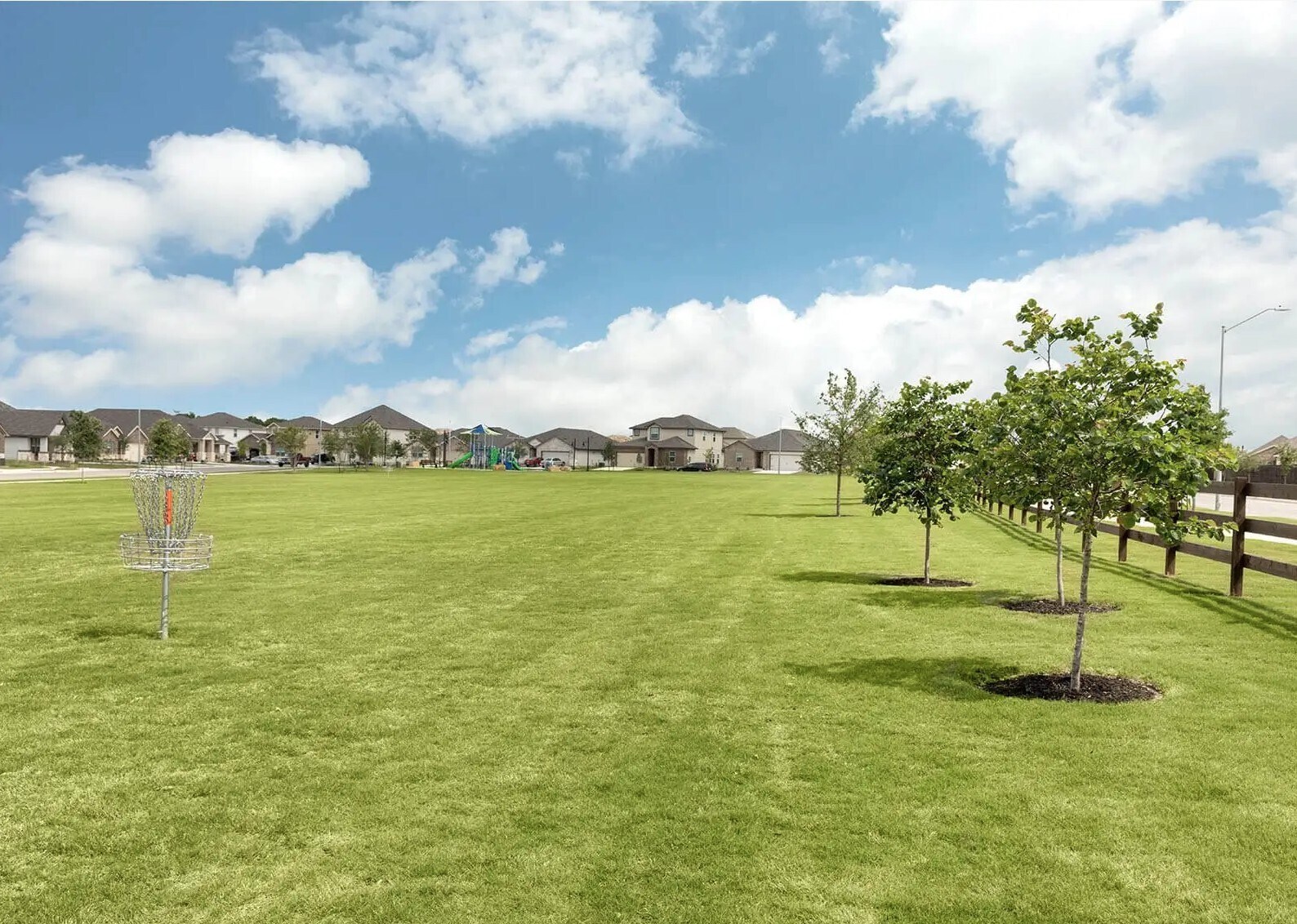 Building Photo - 300 Low Bramble Dr