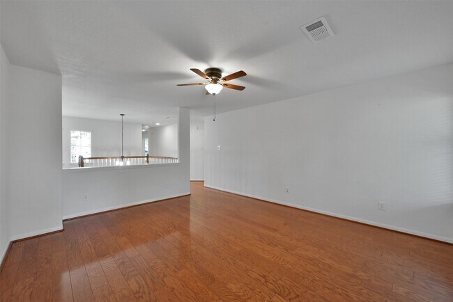 Building Photo - 115 E Greenhill Terrace Pl