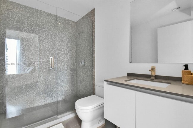 Building Photo - 88 SW 7th St