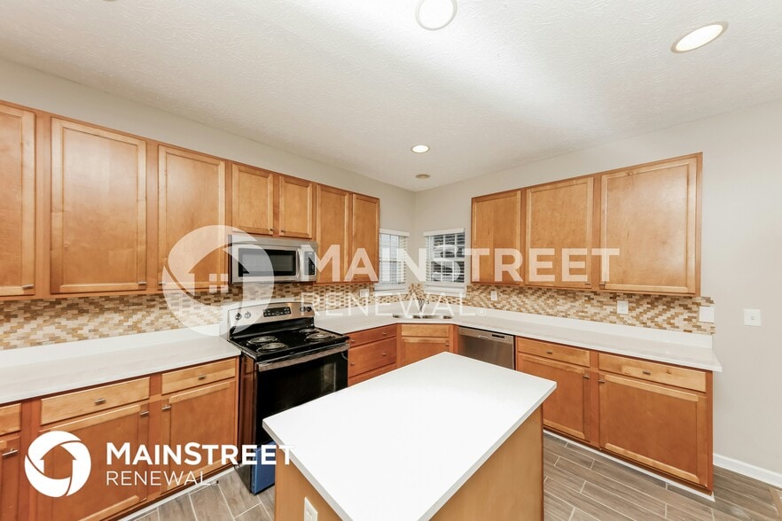 Building Photo - 3020 New Haven Ln