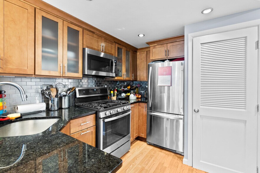 Building Photo - 1245 13th St NW