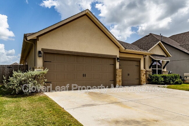 Building Photo - 3159 Daisy Meadow