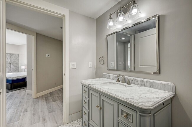Building Photo - 1 Bedroom Furnished Condo in Lake Las Vegas