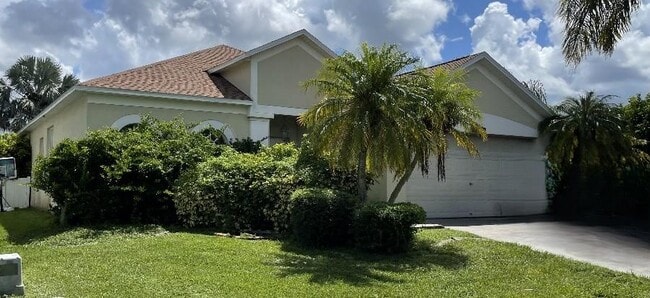 Primary Photo - 4.0 bedroom in Trinity Florida 34655