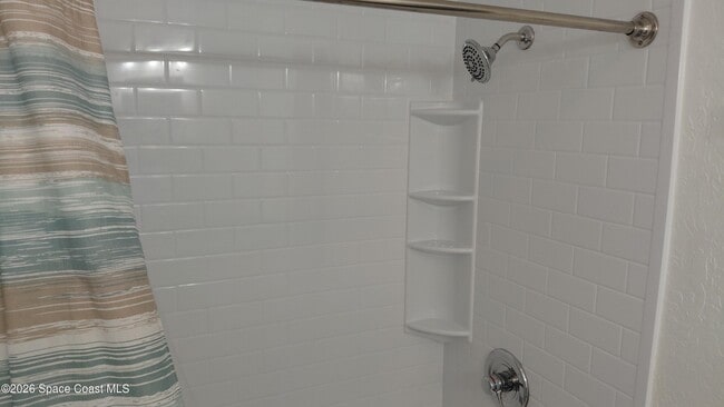 Building Photo - 9357 Victoria Dr