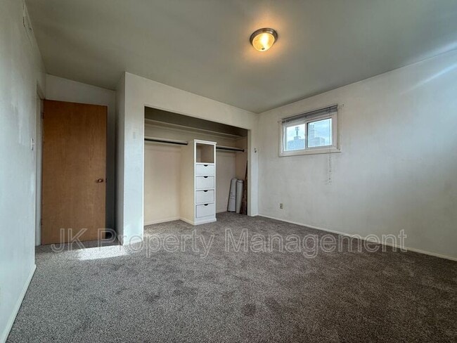 Building Photo - 1223 Smelter Ave NE