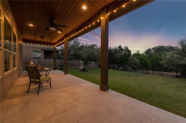 Building Photo - 3001 Tempe Dr