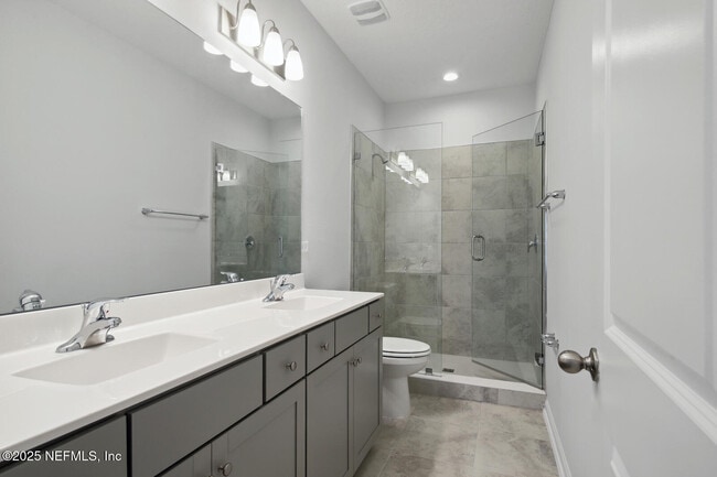Building Photo - 95 Pinebury Ln