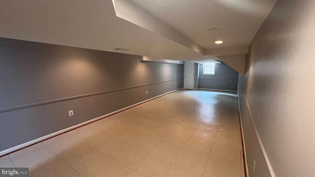 Building Photo - 12907 Dean Rd