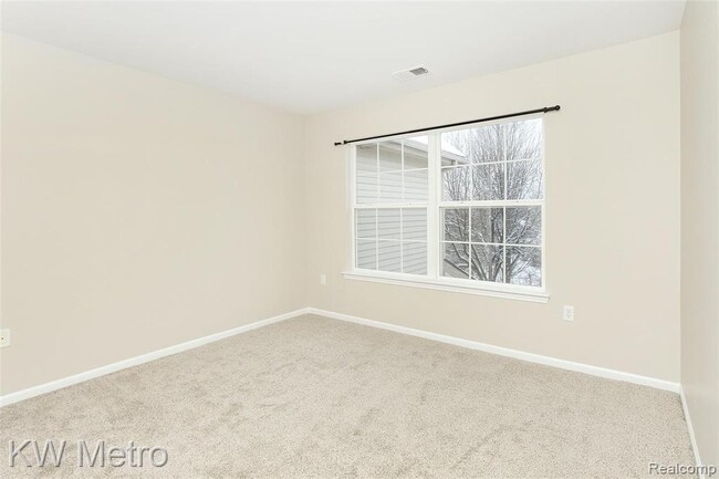 Building Photo - 4121 Hampton Ridge Blvd