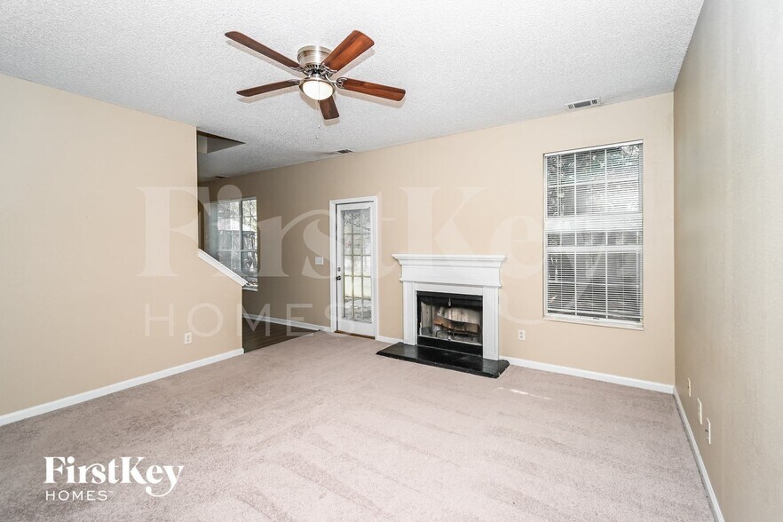 Building Photo - 4302 Ravenwood Dr