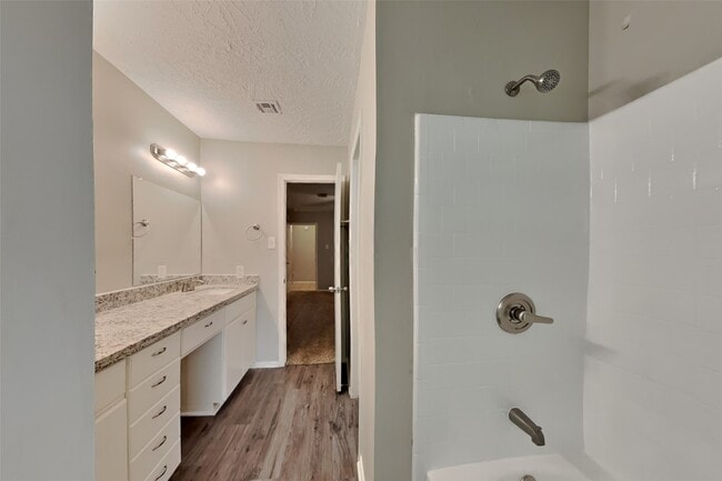 Building Photo - 19403 Westhaven Dr