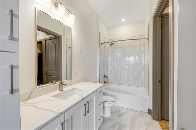 Building Photo - 2700 Old Denton Rd