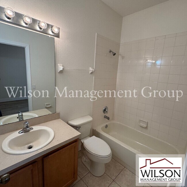 Building Photo - 10328 Manderley Way