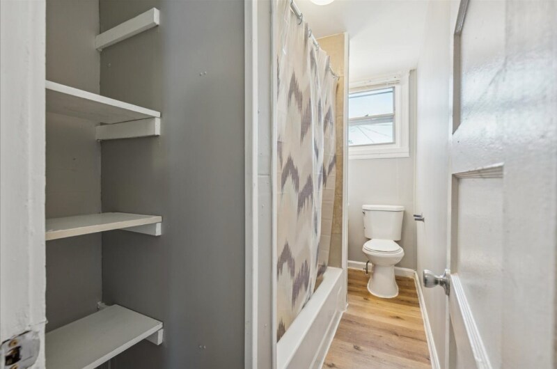 Building Photo - 30 N Abington Ave