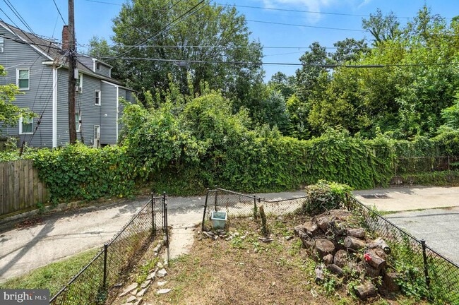 Building Photo - 4 N Belle Grove Rd