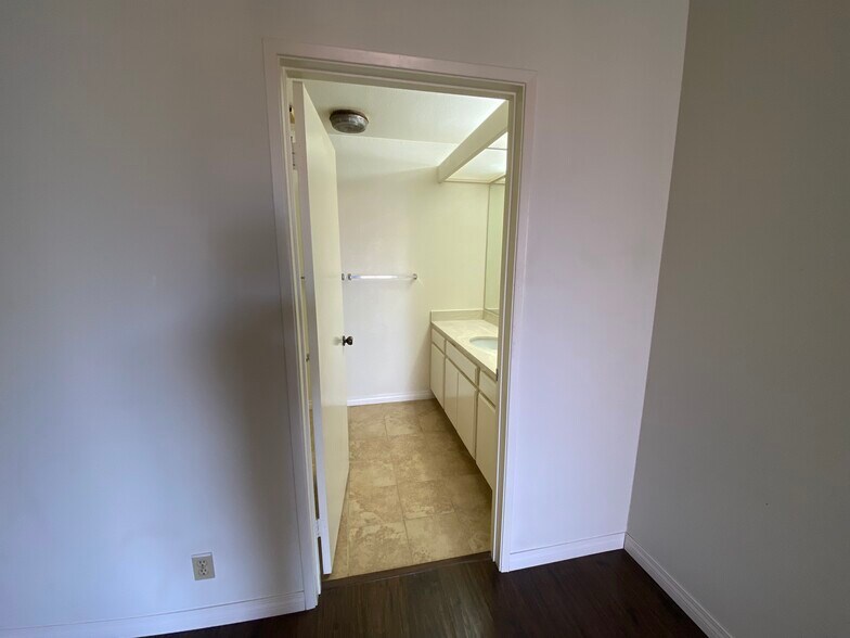 Building Photo - 4080 Via Marisol