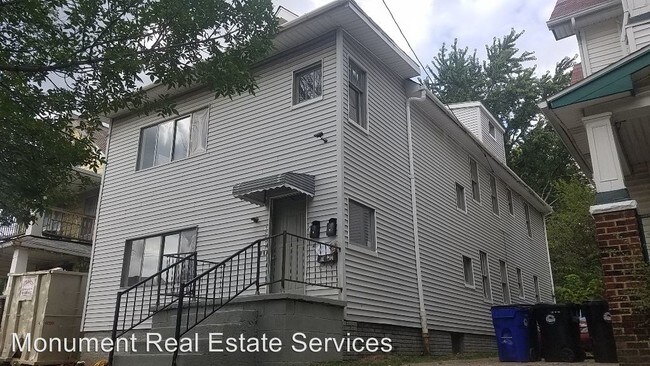 Primary Photo - 12517 Edmonton Ave