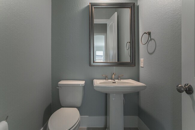 Building Photo - 49 Cassena Grove Pl