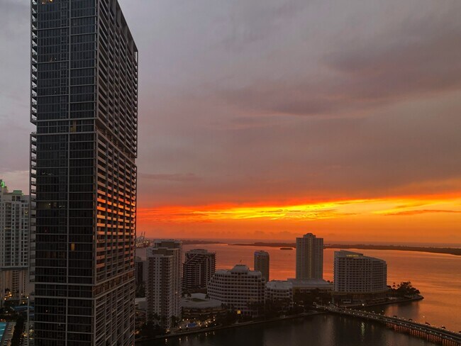 Sun Rise - 500 Brickell Ave