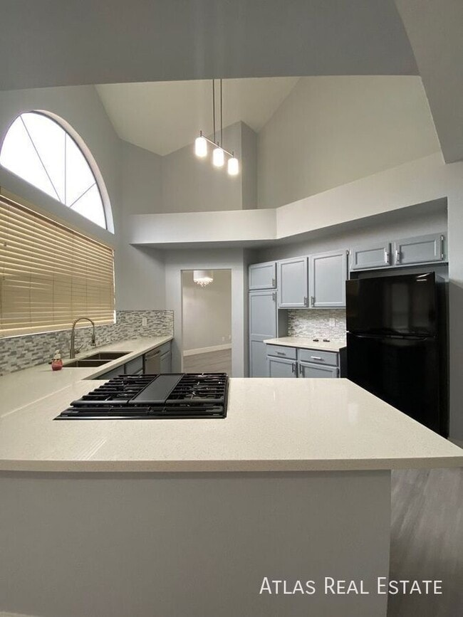 Building Photo - 1916 Old Mill Ln