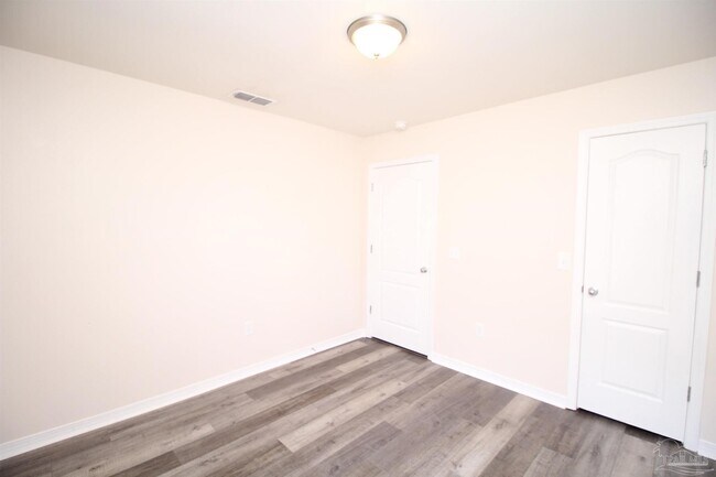 Building Photo - 4715 Frances St