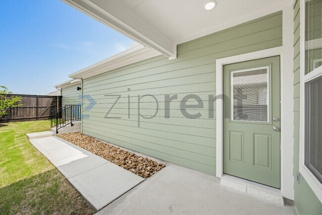 Building Photo - 131 Trifle Trl