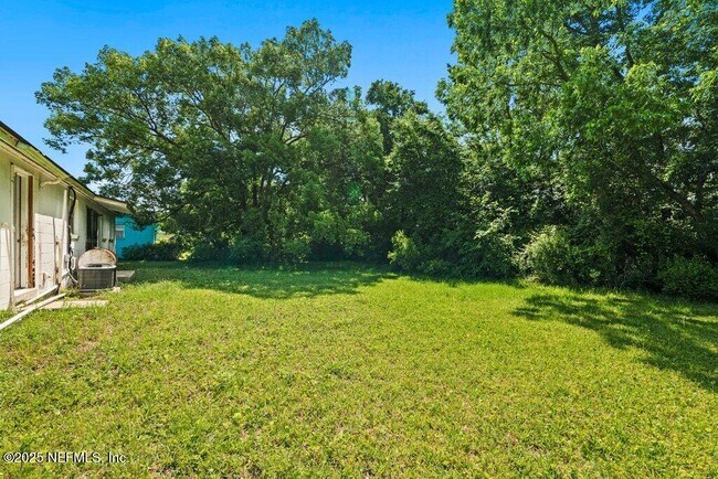 Building Photo - 4504 Lincrest Dr S