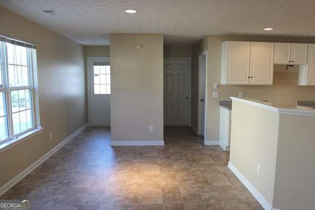 Building Photo - 8360 Milam Loop