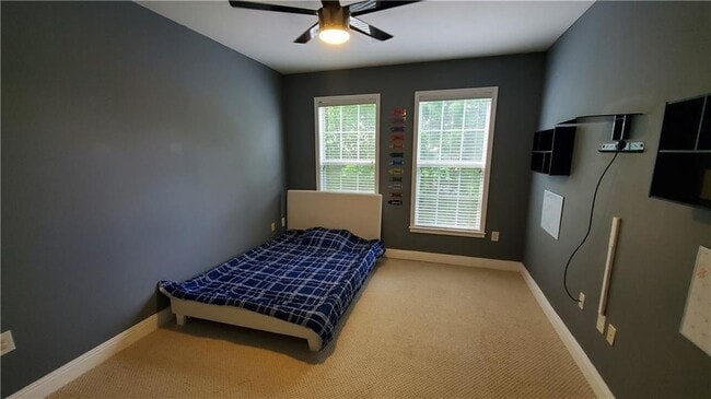 Building Photo - 1307 Stratford Commons