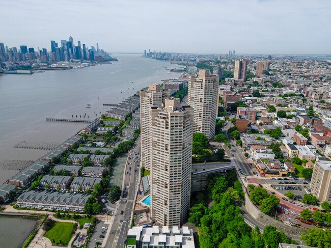 Building Photo - 7004 JFK Blvd E