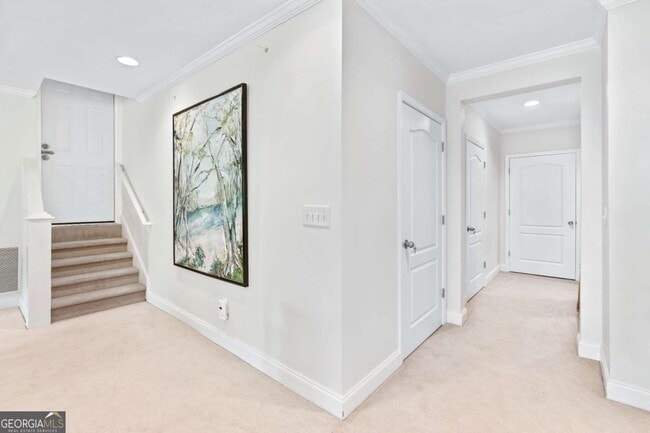 Building Photo - 4260 Beverly Ln NE