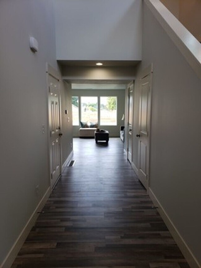 Building Photo - Lease Up- Custom Spokane Duplex