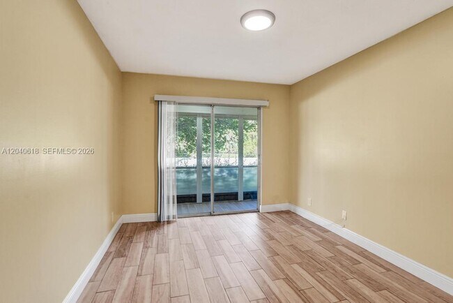 Building Photo - 4114 NW 88th Ave