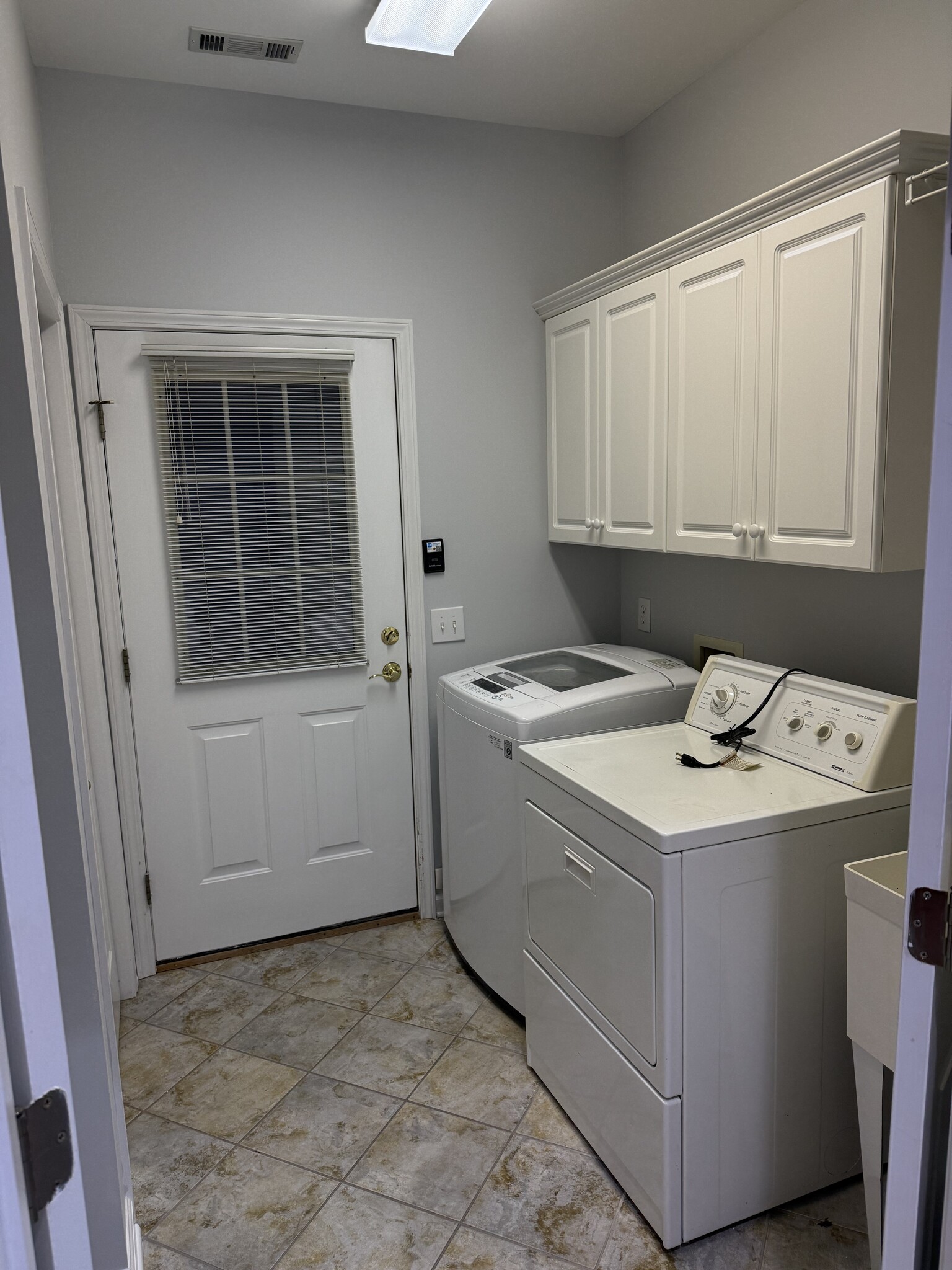 Washer & Dryer Area - 4325 Prescott Ct
