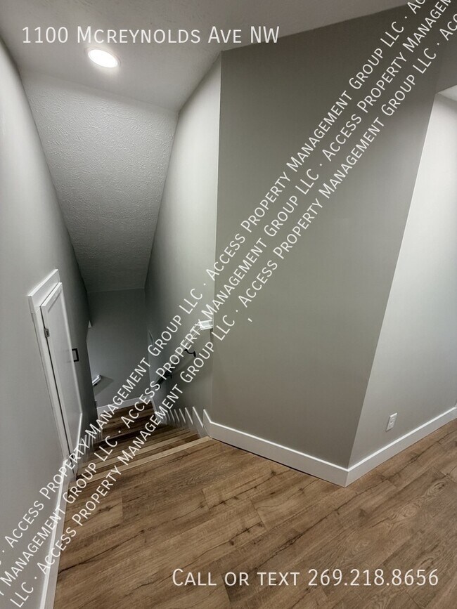 Building Photo - 1100 Mc Reynolds Ave NW