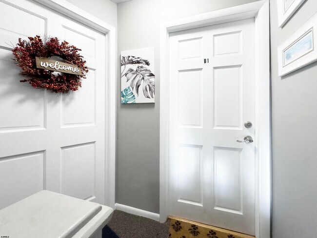 Building Photo - 9801 Ventnor Ave