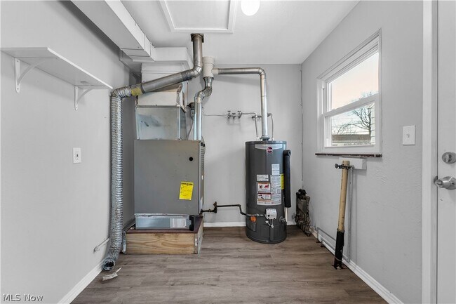 Building Photo - 13514 Emery Ave