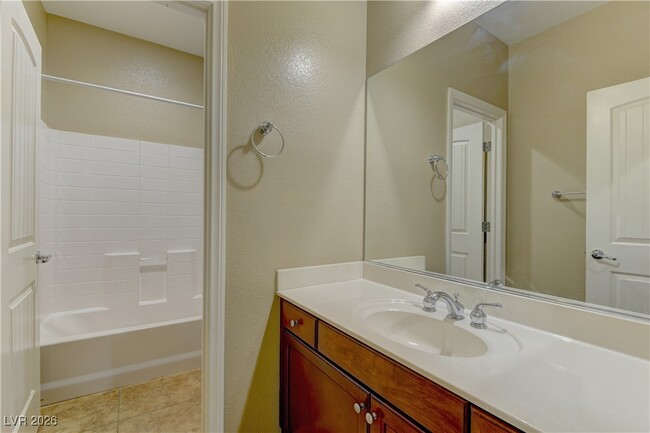 Building Photo - 11706 Longworth Rd