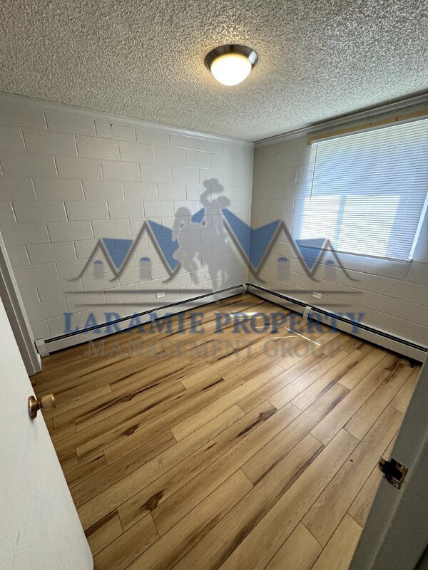 Building Photo - 411 S 26th St