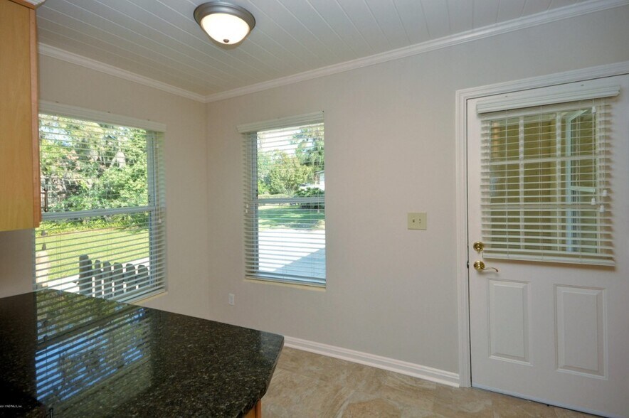 Building Photo - 4396 Gadsden Ct