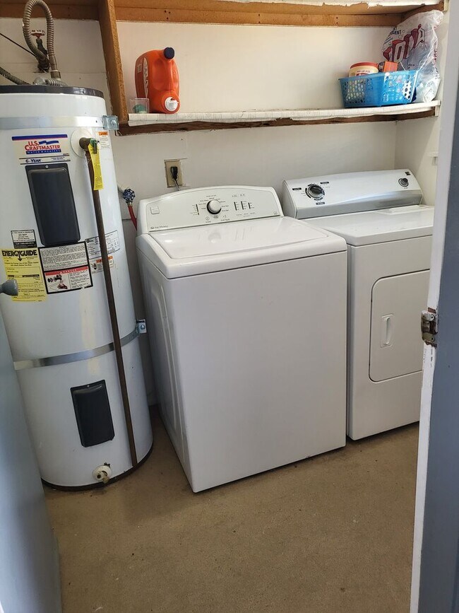 Building Photo - SH2229