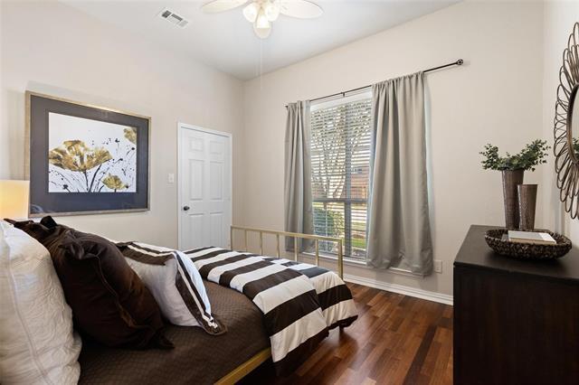 Building Photo - 9750 Grassland Dr