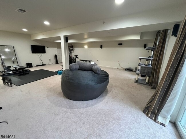 Building Photo - 18 Ashley Ct