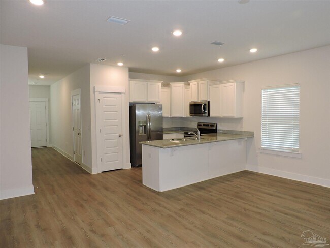 Building Photo - 9635 Nature Creek Blvd