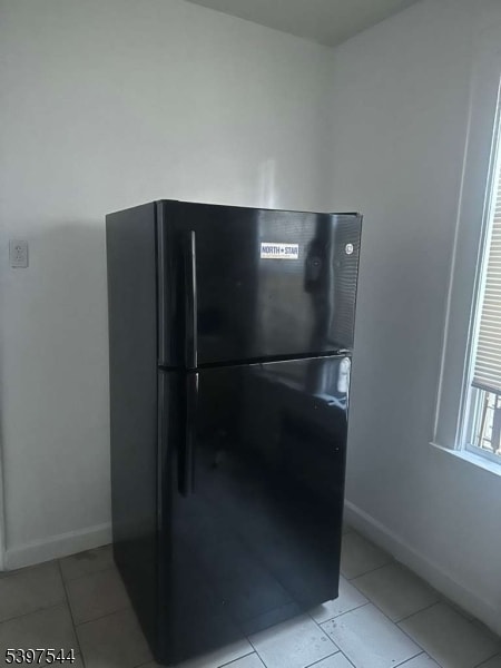 Building Photo - 231 Alexander St