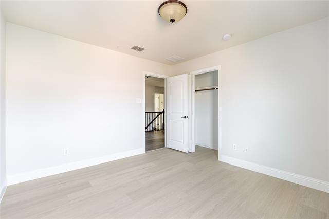 Building Photo - 2625 Jackson Dr
