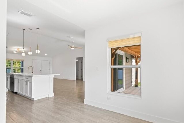 Building Photo - 8575 99th Ct