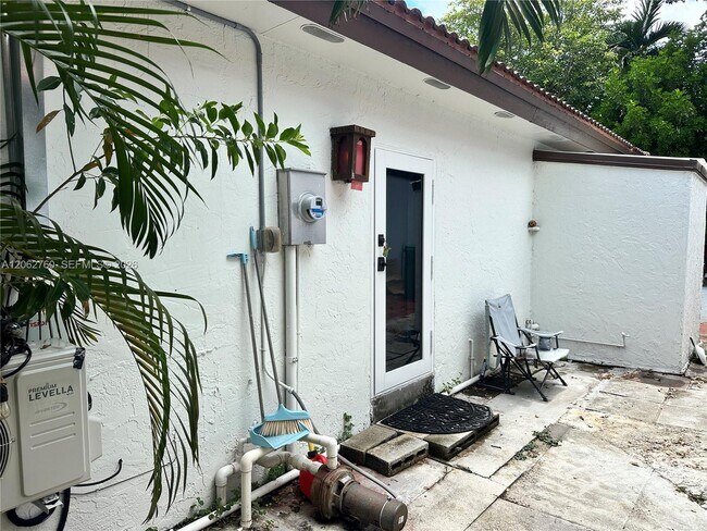 Building Photo - 17843 NW 63rd Ct