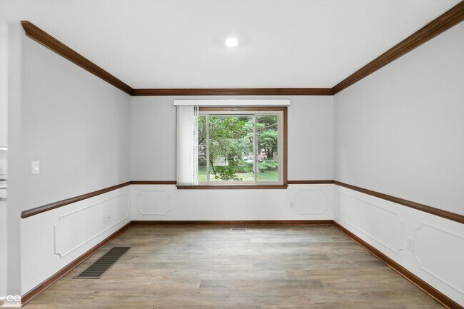 Building Photo - 781 Dayton Dr